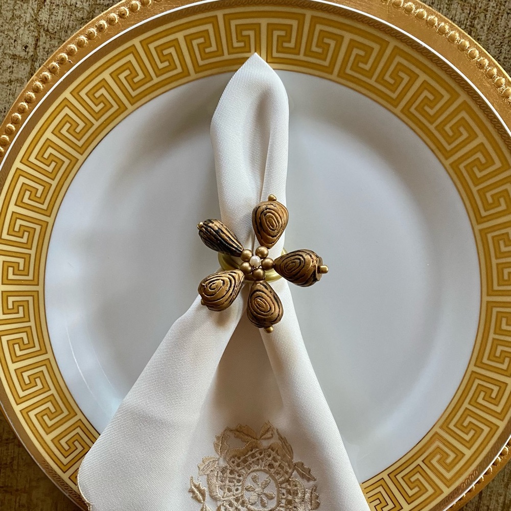 Set of 6 handmade beaded floral design napkin holders napkin rings
